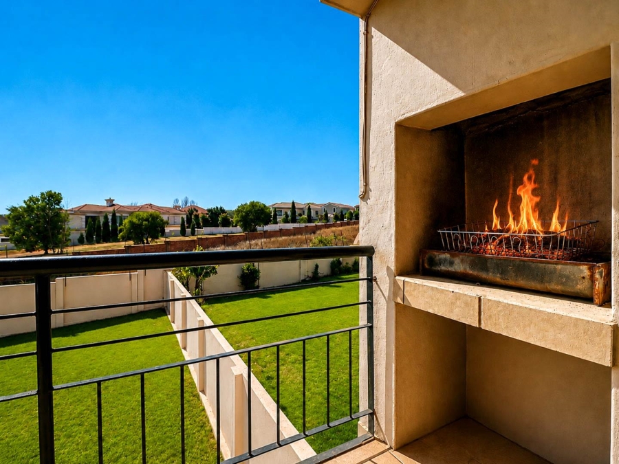 2 Bedroom Property for Sale in Country View Gauteng