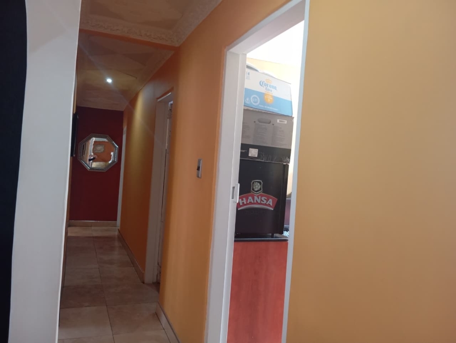 4 Bedroom Property for Sale in Alveda Park Gauteng