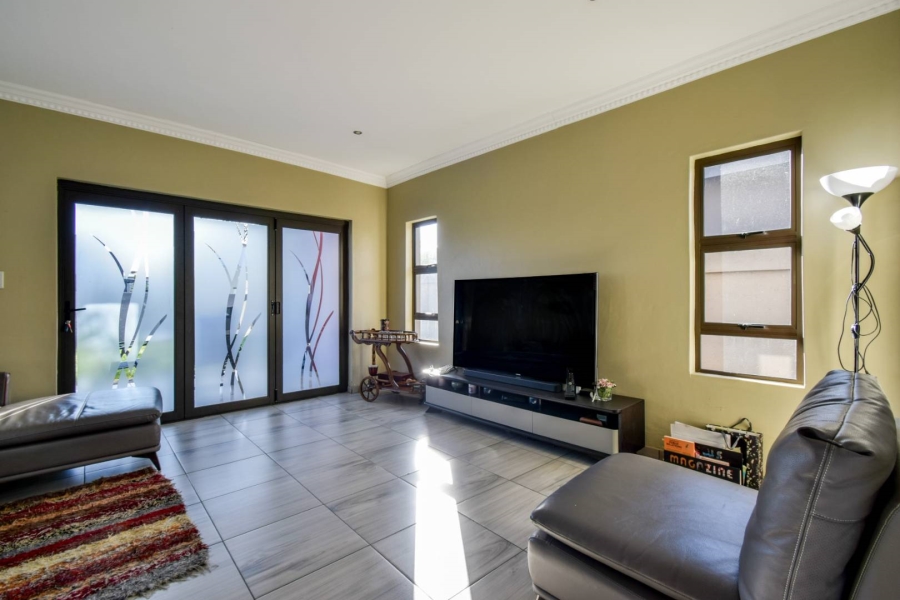 3 Bedroom Property for Sale in Zambezi Manor Lifestyle Estate Gauteng