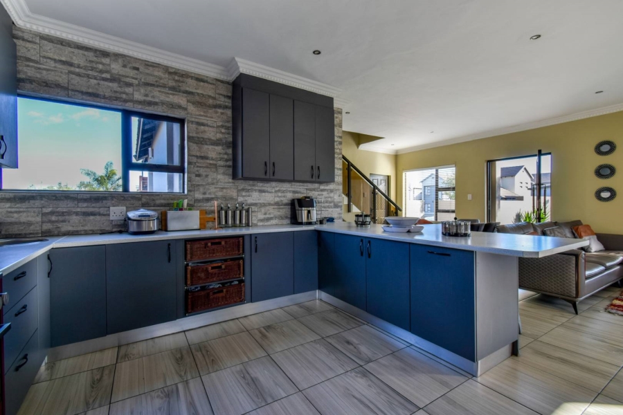 3 Bedroom Property for Sale in Zambezi Manor Lifestyle Estate Gauteng