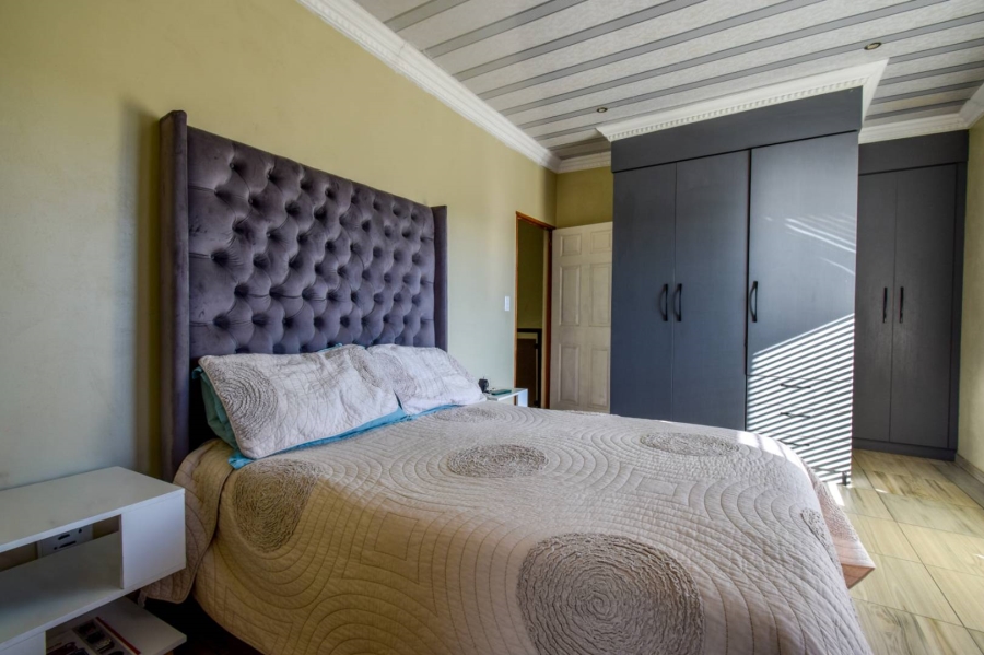3 Bedroom Property for Sale in Zambezi Manor Lifestyle Estate Gauteng