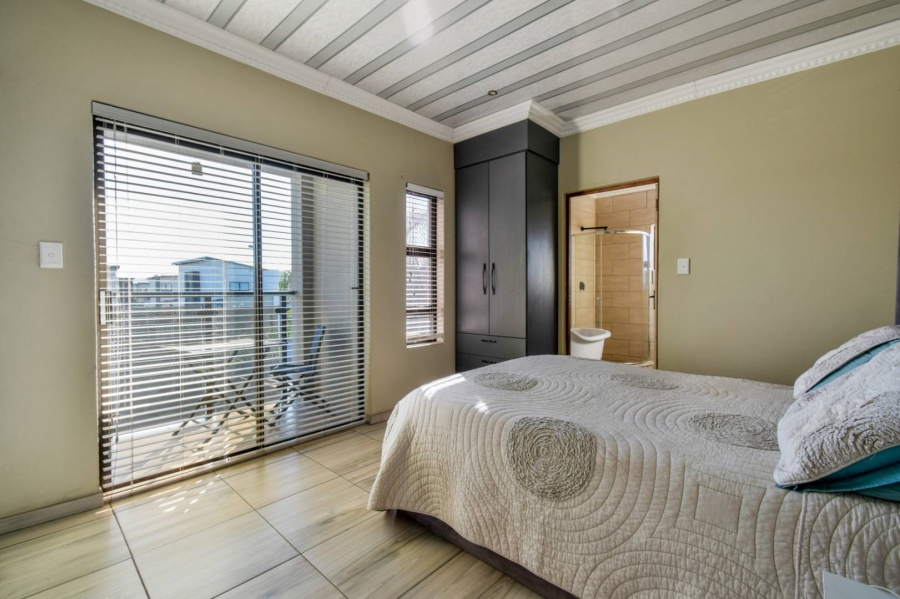 3 Bedroom Property for Sale in Zambezi Manor Lifestyle Estate Gauteng