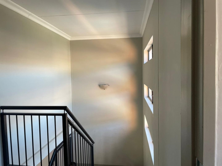 3 Bedroom Property for Sale in Zambezi Manor Lifestyle Estate Gauteng