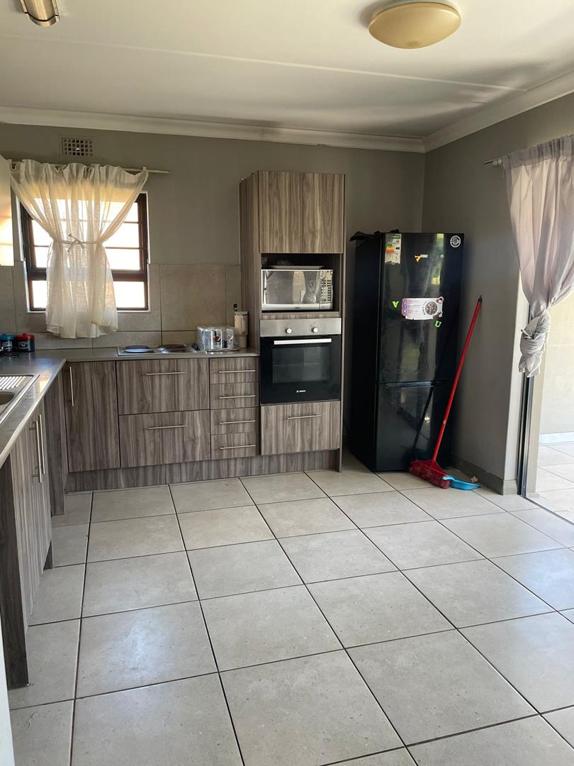 3 Bedroom Property for Sale in Zambezi Manor Lifestyle Estate Gauteng