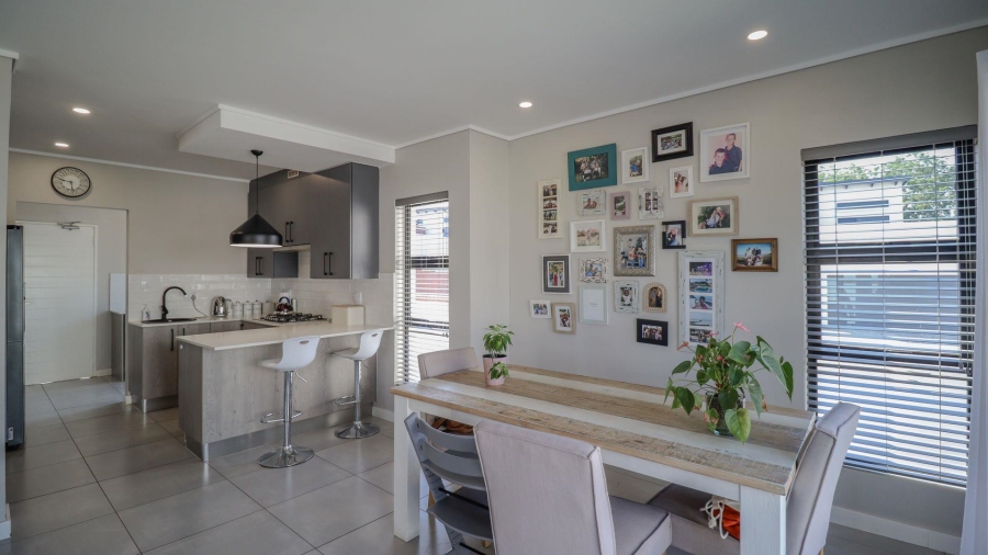 3 Bedroom Property for Sale in Maroeladal Gauteng