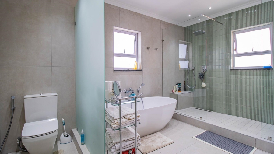 To Let 4 Bedroom Property for Rent in Craigavon Gauteng