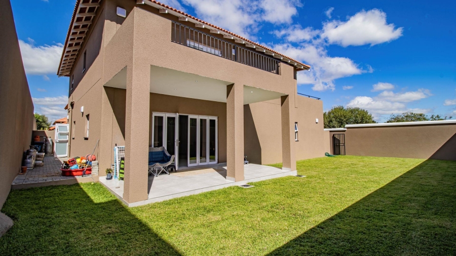 To Let 4 Bedroom Property for Rent in Craigavon Gauteng