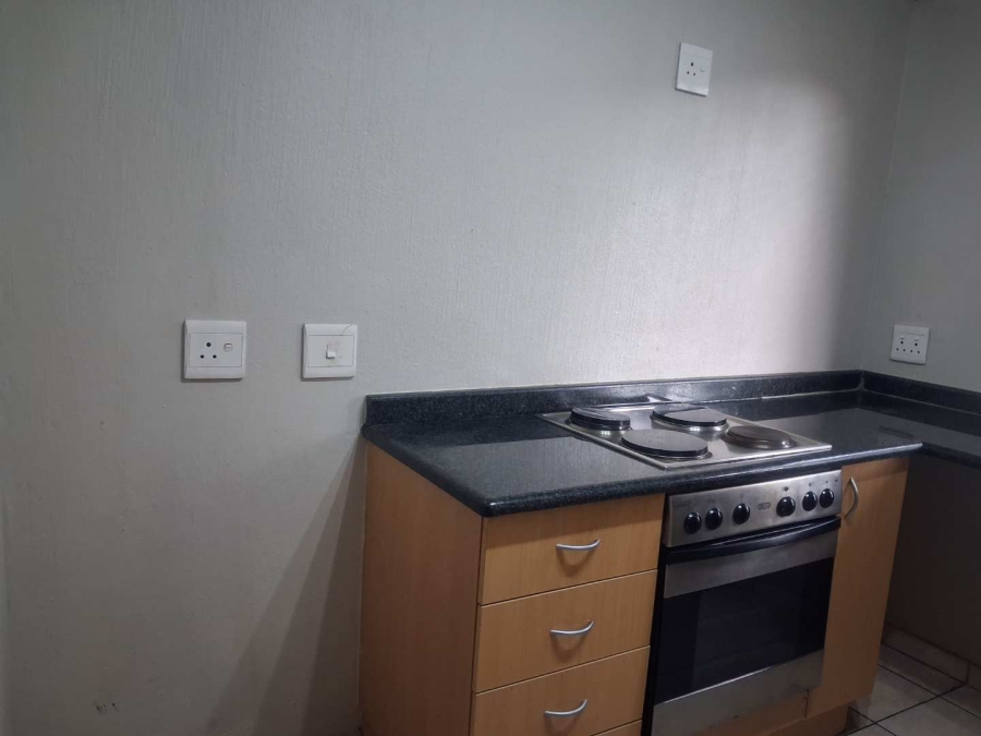 2 Bedroom Property for Sale in Willowbrook Gauteng