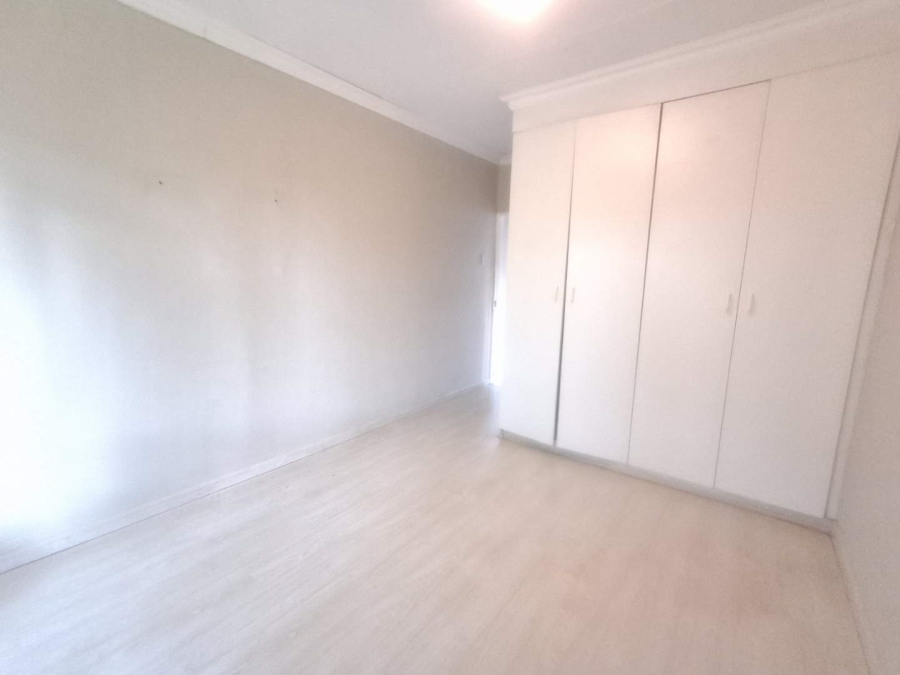 2 Bedroom Property for Sale in Willowbrook Gauteng
