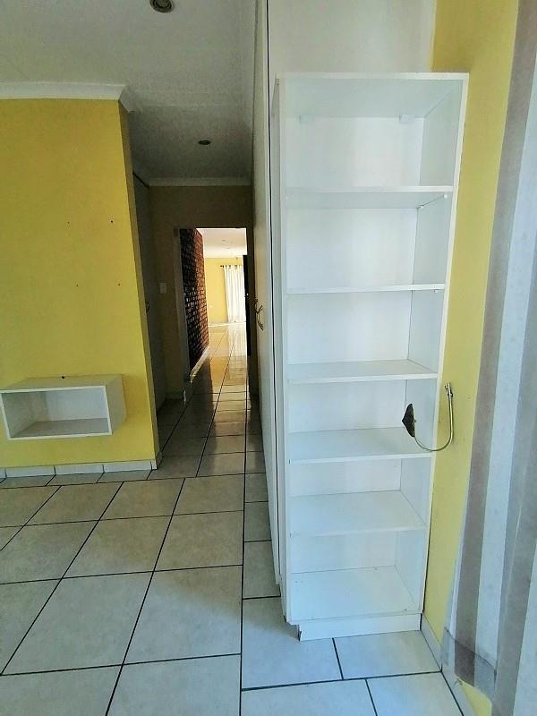 0 Bedroom Property for Sale in Oakdene Gauteng