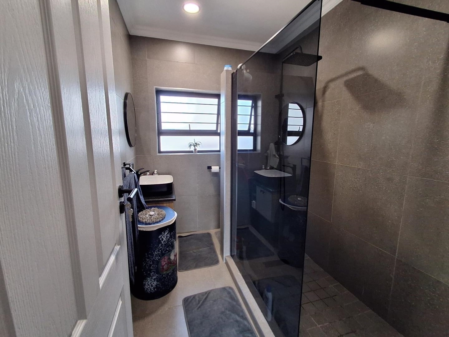 5 Bedroom Property for Sale in Meyerton Gauteng