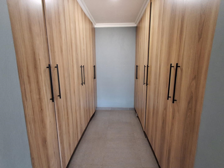 5 Bedroom Property for Sale in Meyerton Gauteng