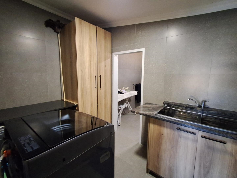 5 Bedroom Property for Sale in Meyerton Gauteng