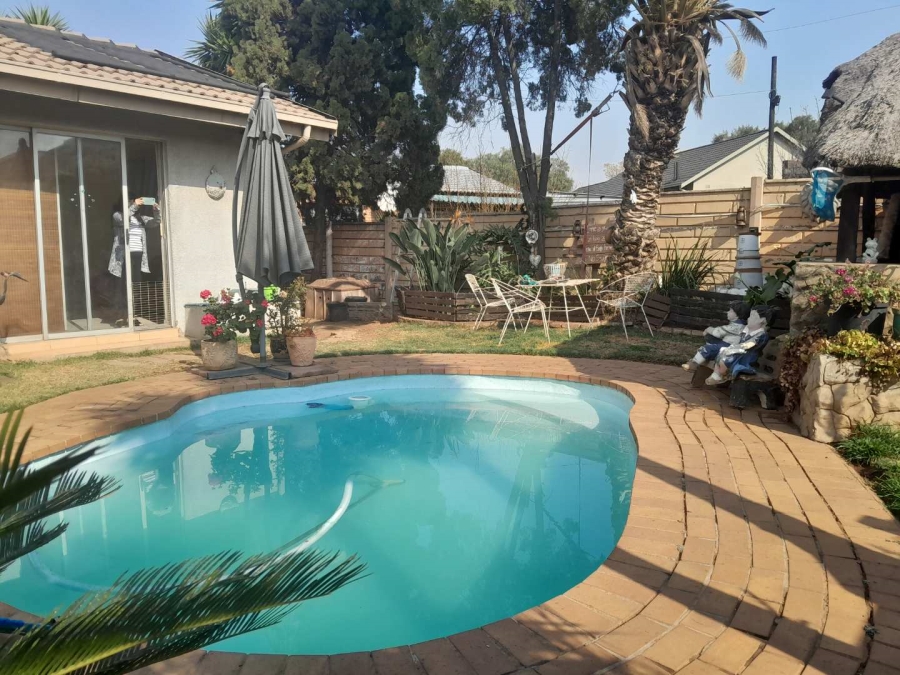 3 Bedroom Property for Sale in Alberton Gauteng
