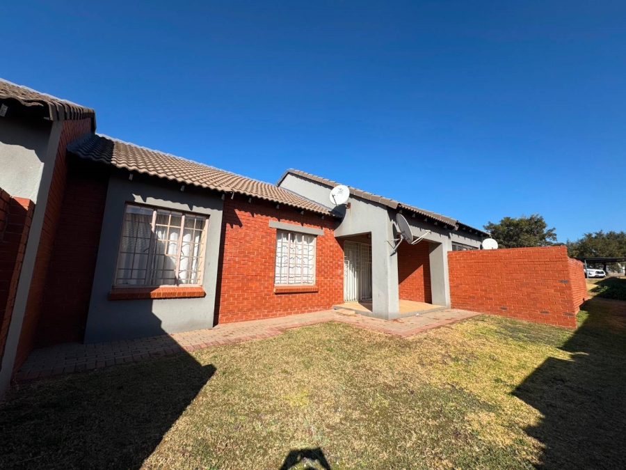 To Let 2 Bedroom Property for Rent in Centurion Central Gauteng