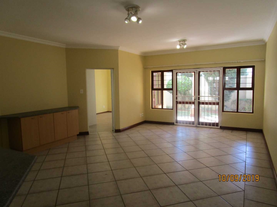 To Let 2 Bedroom Property for Rent in Bryanston Gauteng