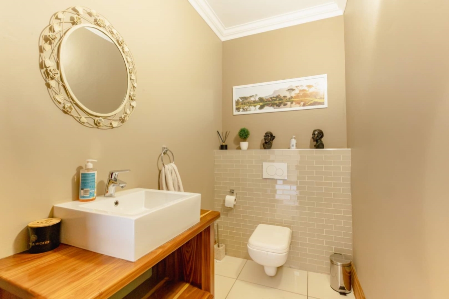 To Let 4 Bedroom Property for Rent in Six Fountains Residential Estate Gauteng