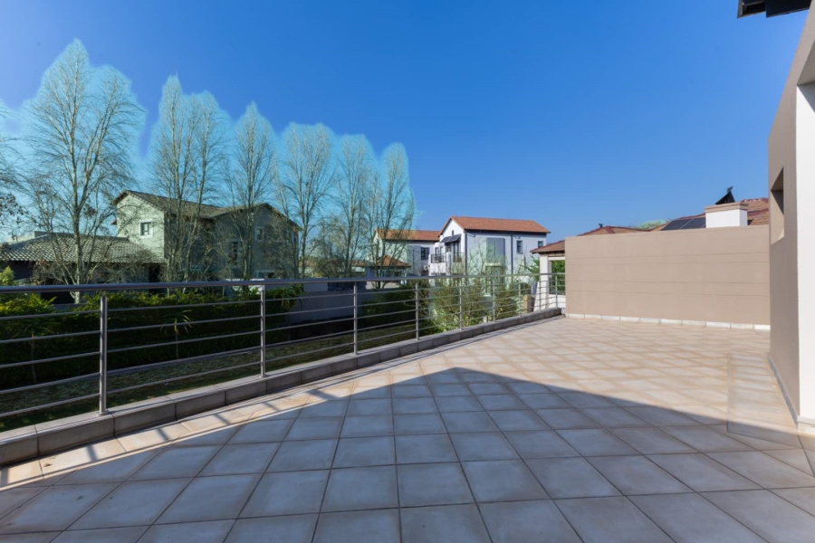To Let 4 Bedroom Property for Rent in Six Fountains Residential Estate Gauteng