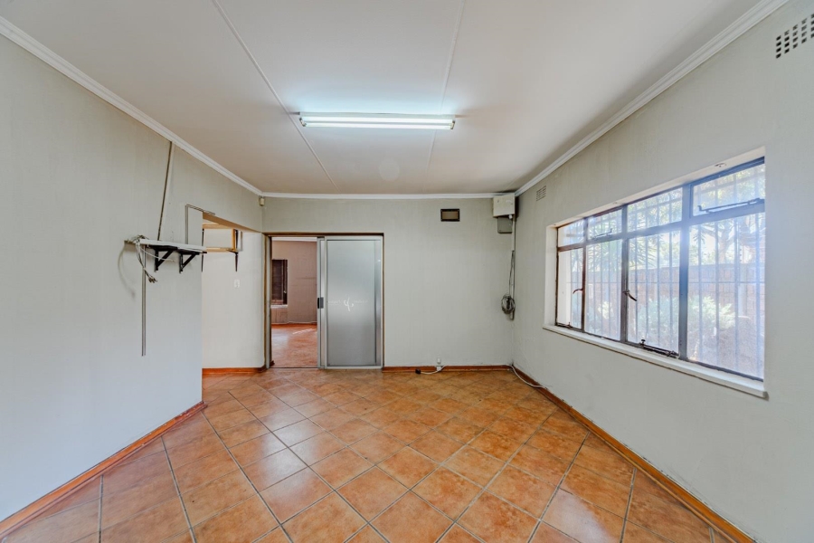 8 Bedroom Property for Sale in Riviera Gauteng