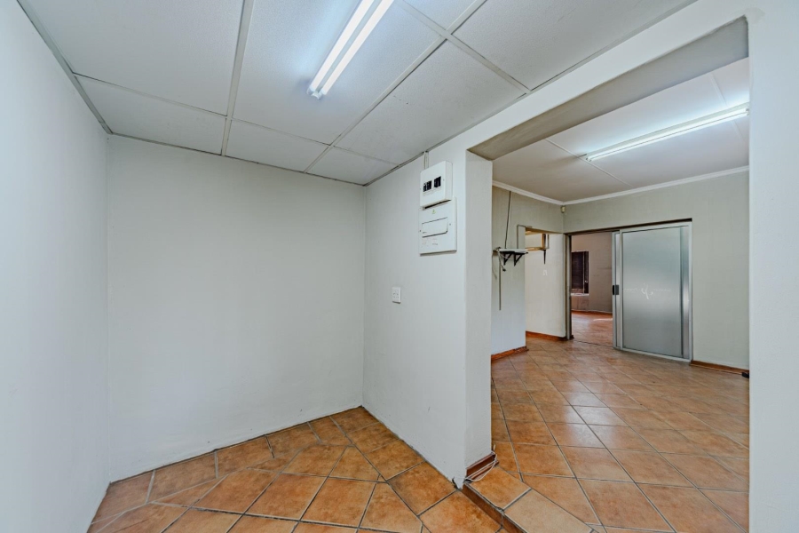 8 Bedroom Property for Sale in Riviera Gauteng