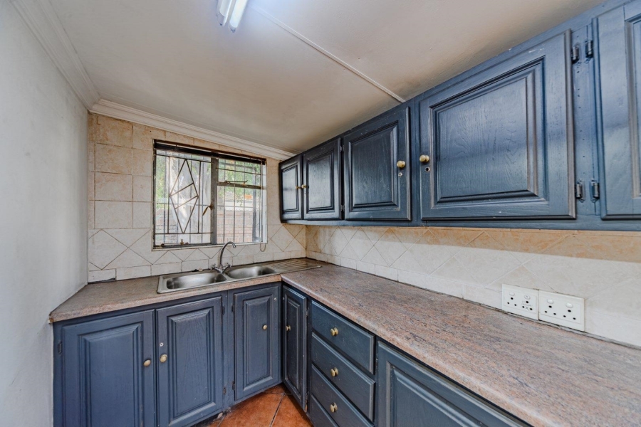 8 Bedroom Property for Sale in Riviera Gauteng