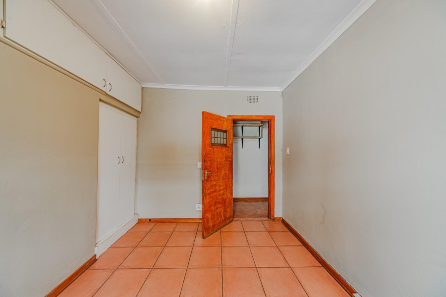 8 Bedroom Property for Sale in Riviera Gauteng