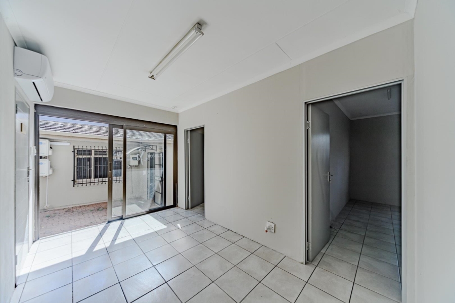 8 Bedroom Property for Sale in Riviera Gauteng