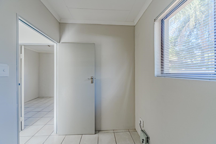 8 Bedroom Property for Sale in Riviera Gauteng