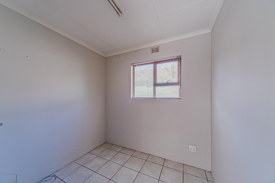 8 Bedroom Property for Sale in Riviera Gauteng