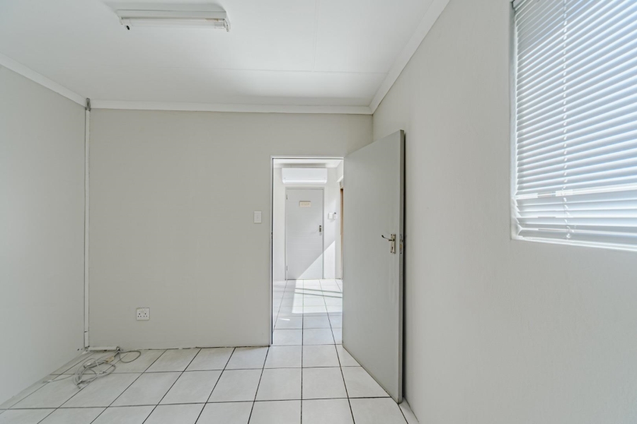 8 Bedroom Property for Sale in Riviera Gauteng