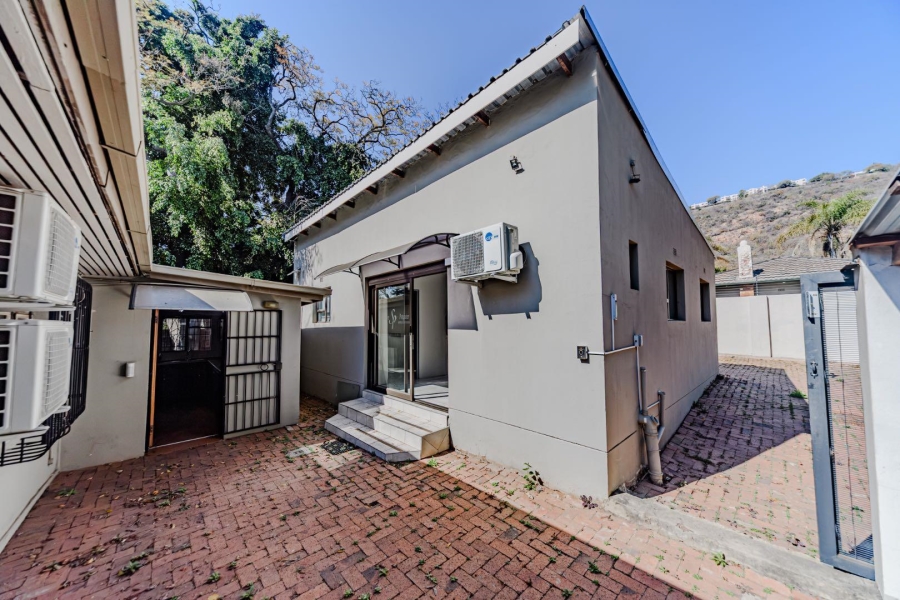 8 Bedroom Property for Sale in Riviera Gauteng