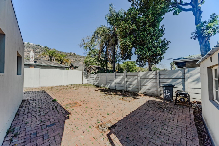 8 Bedroom Property for Sale in Riviera Gauteng