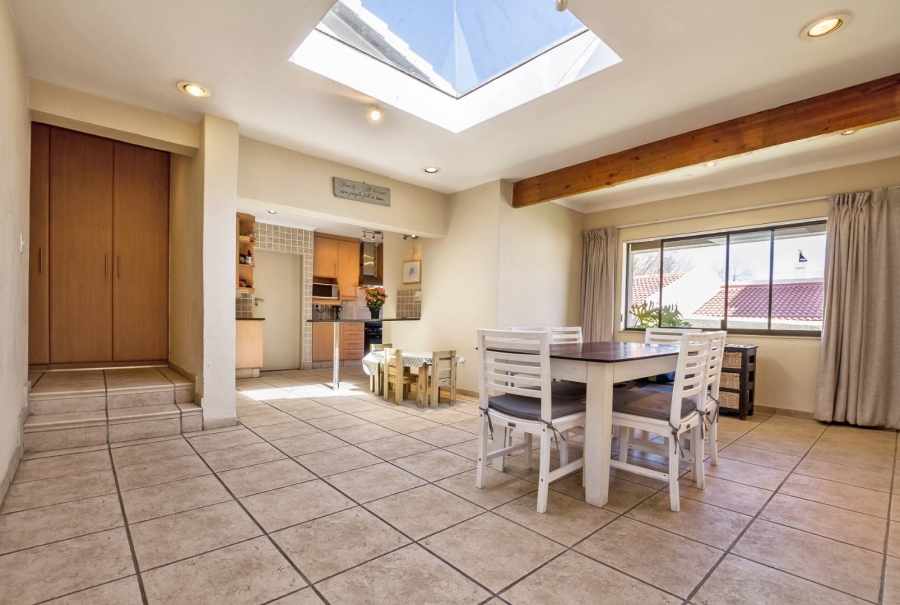 To Let 4 Bedroom Property for Rent in Fourways Gardens Gauteng