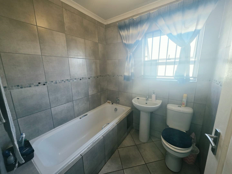 3 Bedroom Property for Sale in Brenthurst Gauteng