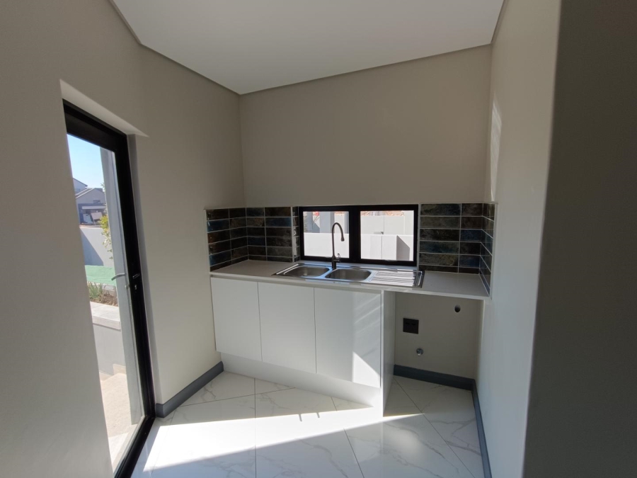 5 Bedroom Property for Sale in Fountainbrook Estate Gauteng