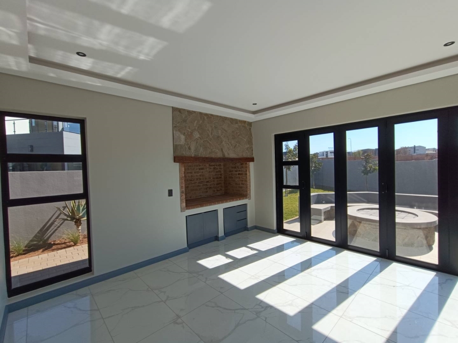 5 Bedroom Property for Sale in Fountainbrook Estate Gauteng