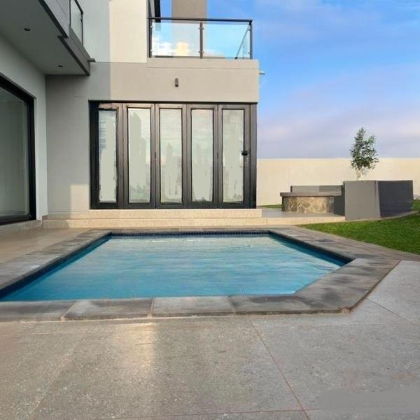5 Bedroom Property for Sale in Fountainbrook Estate Gauteng