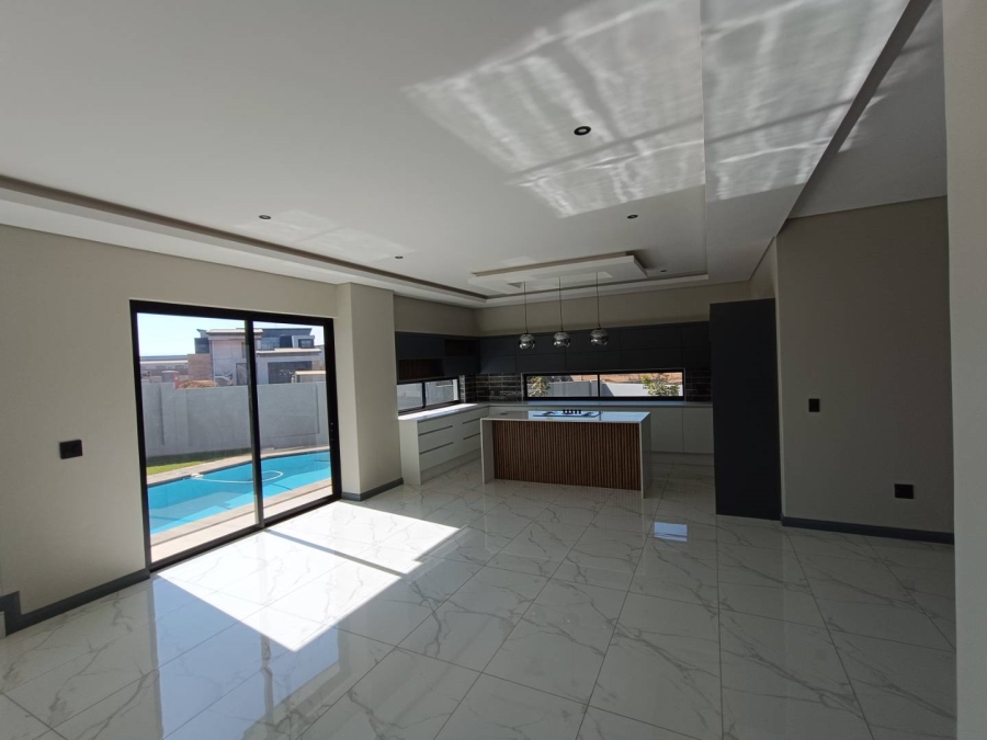 5 Bedroom Property for Sale in Fountainbrook Estate Gauteng