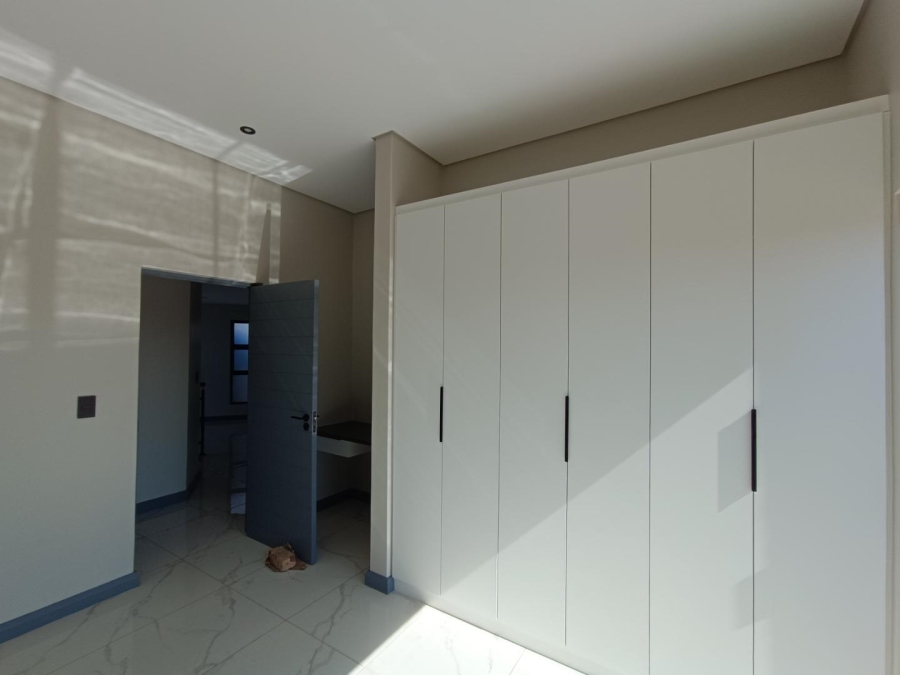 5 Bedroom Property for Sale in Fountainbrook Estate Gauteng