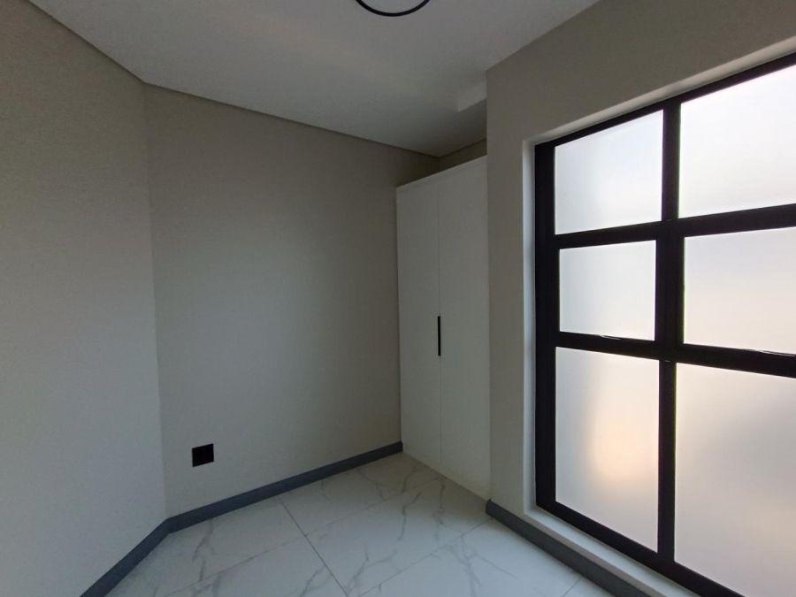 5 Bedroom Property for Sale in Fountainbrook Estate Gauteng