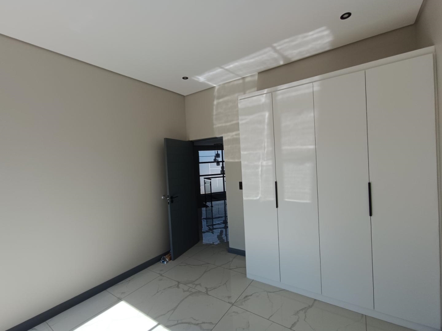 5 Bedroom Property for Sale in Fountainbrook Estate Gauteng