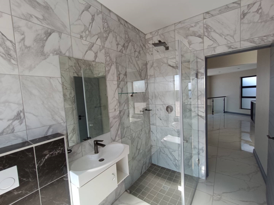 5 Bedroom Property for Sale in Fountainbrook Estate Gauteng