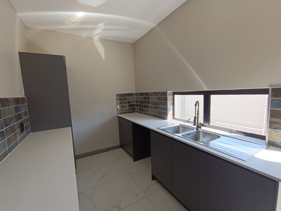 5 Bedroom Property for Sale in Fountainbrook Estate Gauteng