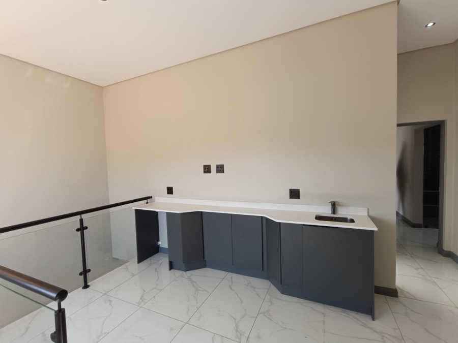 5 Bedroom Property for Sale in Fountainbrook Estate Gauteng