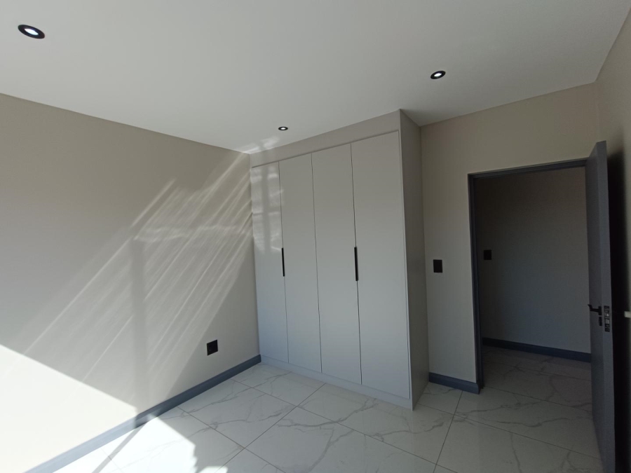 5 Bedroom Property for Sale in Fountainbrook Estate Gauteng