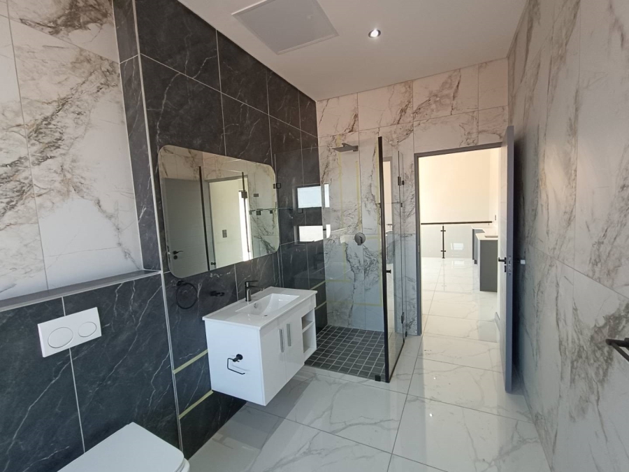 5 Bedroom Property for Sale in Fountainbrook Estate Gauteng
