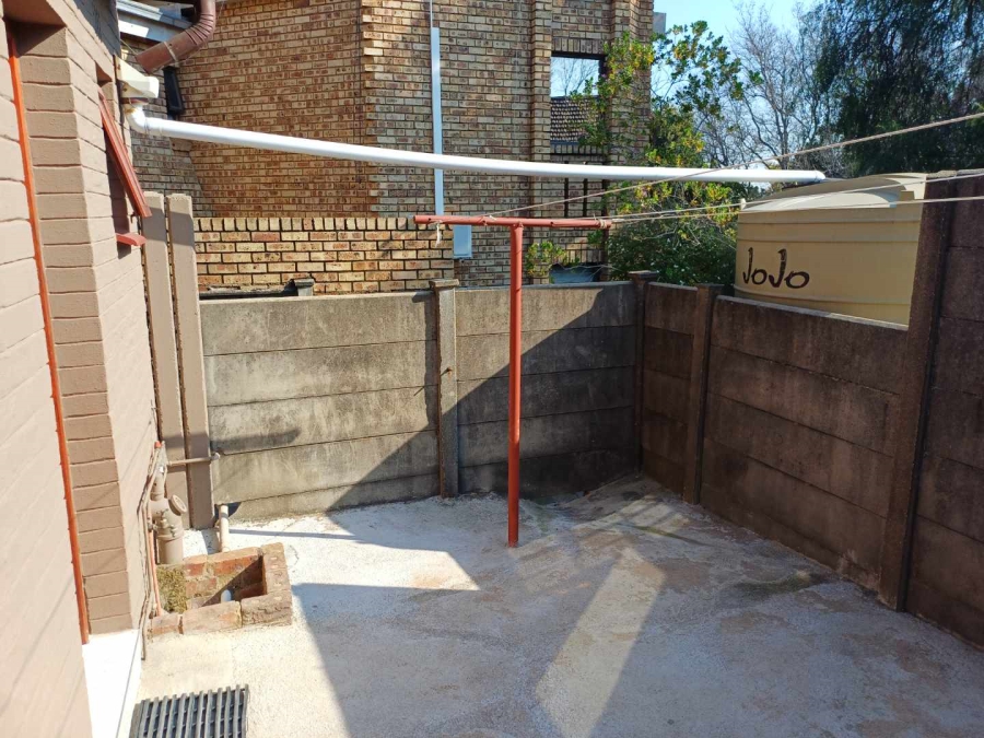 To Let 1 Bedroom Property for Rent in Ferndale Gauteng