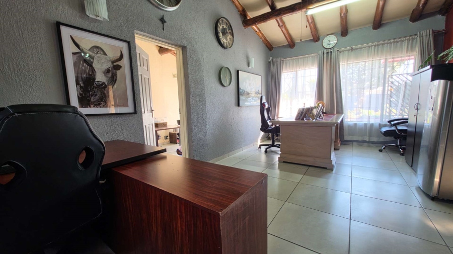 4 Bedroom Property for Sale in Brackendowns Gauteng