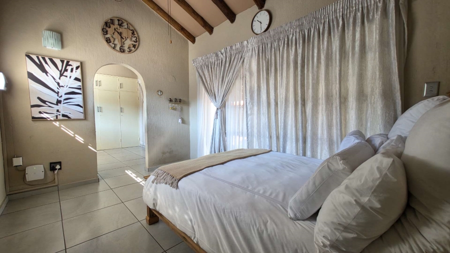 4 Bedroom Property for Sale in Brackendowns Gauteng