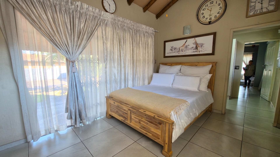4 Bedroom Property for Sale in Brackendowns Gauteng